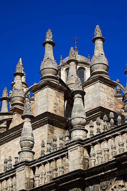 купол и топ, собор санта-мария-де-ла-sede - malaga seville cadiz andalusia стоковые фото и изображения