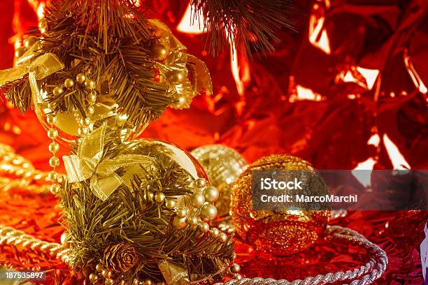 Piłka Christmass - zdjęcia stockowe i więcej obrazów Barwne tło - Barwne tło, Bez ludzi, Bombka
