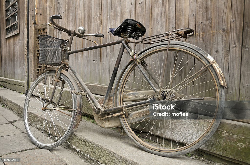 Mặc dù đã rỉ sét và cũ kỹ, những chiếc xe đạp này vẫn mang trong mình một vẻ đẹp cổ điển và độc đáo. Hãy chiêm ngưỡng những chiếc xe đạp cũ rỉ sét qua ảnh, để cảm nhận được sự kết hợp hài hòa giữa sự cũ kỹ và nghệ thuật tuyệt đẹp.