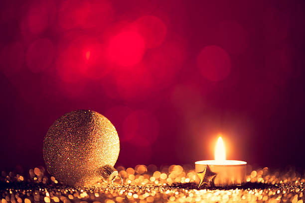 istock Christmas Tea Light - Candle Bokeh Defocused Decoration Gold 187561725