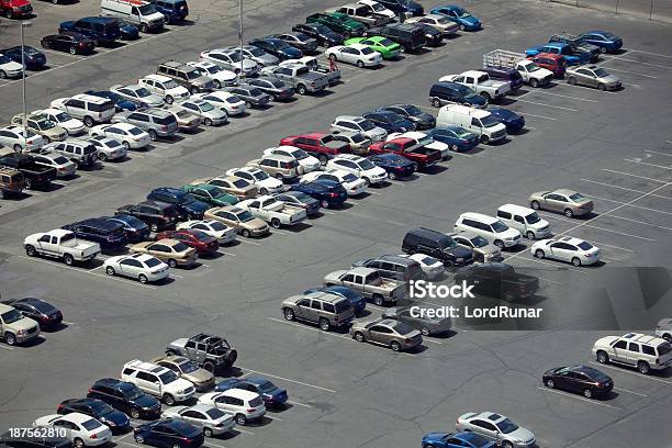 Parking - zdjęcia stockowe i więcej obrazów Parking - Parking, Samochód, Supermarket