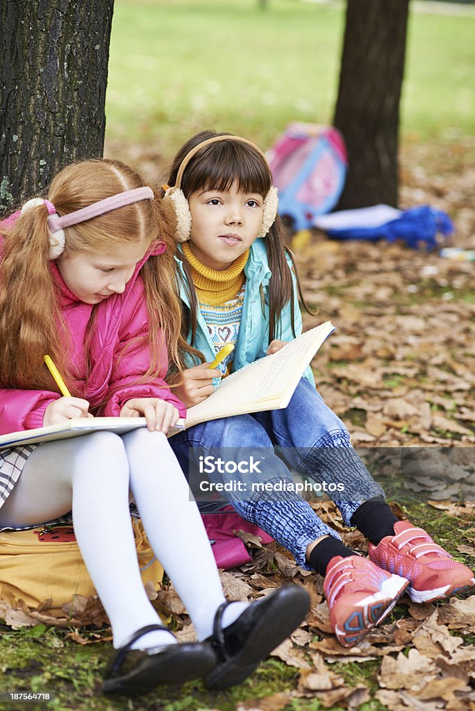 Dziewczynka kopii inne child's notes - Zbiór zdjęć royalty-free (8 - 9 lat)