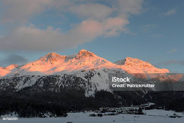 Atmosfera Serale Silvaplana - Fotografie stock e altre immagini di Valle Engadina - Valle Engadina, Ambientazione esterna, Canton Grigioni