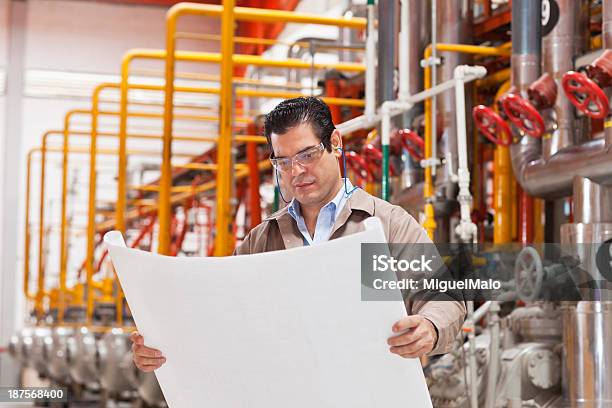 산업 엔지니어 가스 압축기에 대한 스톡 사진 및 기타 이미지 - 가스 압축기, 검사-보기, 검사자