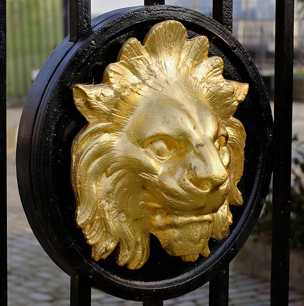 頭がライオンで cremorne ゲート - cremorne gate ストックフォトと画像