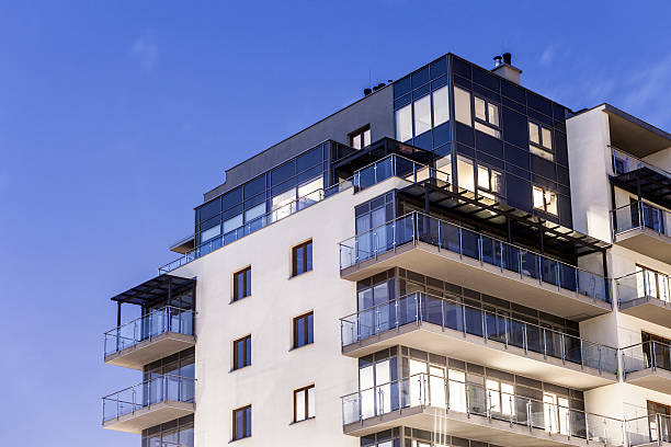 moderno edifício de apartamento - condominium complex imagens e fotografias de stock