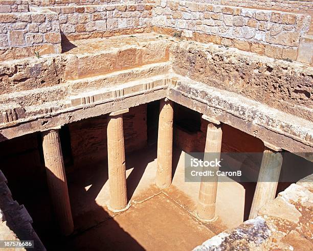 Tomb Of The Kings Pafos Cypr - zdjęcia stockowe i więcej obrazów Archeologia - Archeologia, Bez ludzi, Dorycki