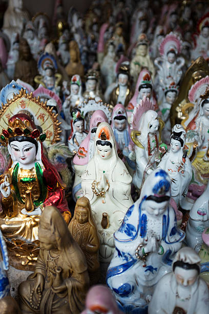istock statue of Buddha 187581081