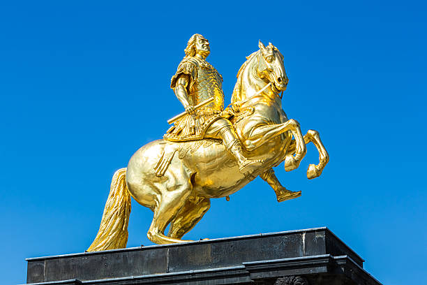 istock Golden Rider in Dresden,August the strong 187582105
