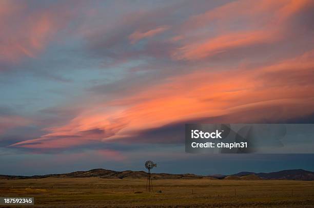 Alpenglow A South Park Colorado Foto de stock y más banco de imágenes de Agricultura - Agricultura, Agua, Aire libre