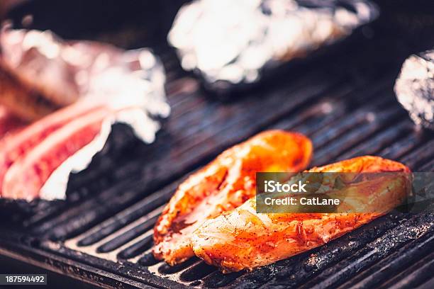 Podwórko Smażenia - zdjęcia stockowe i więcej obrazów Barbecue - Barbecue, Bez ludzi, Fotografika