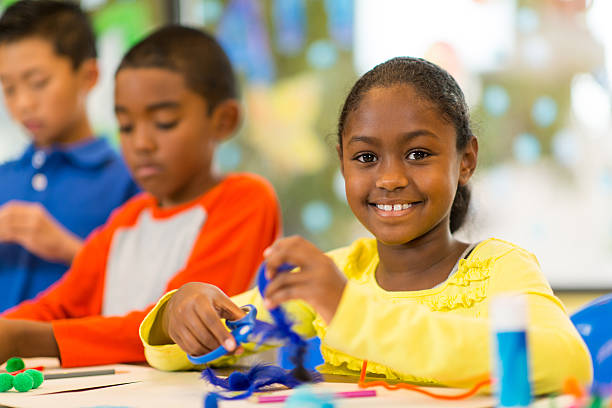 istock Children at Art Center 187609514