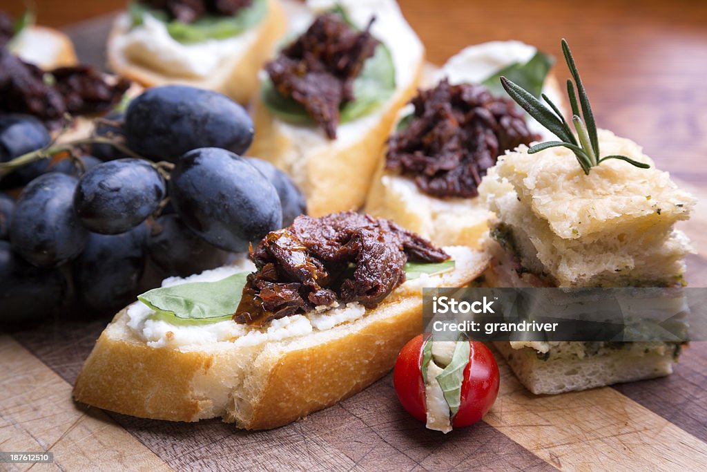 Vorspeise-Platte - Lizenzfrei Basilikum Stock-Foto