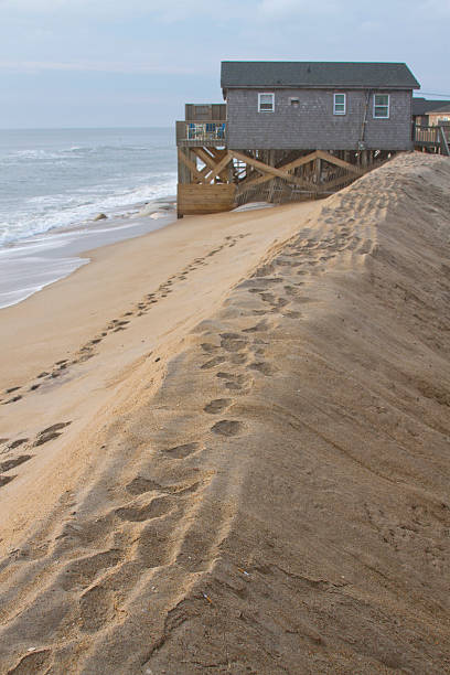 istock Cape Hatteras Coastal Hurricane Sand Barrier 187625986