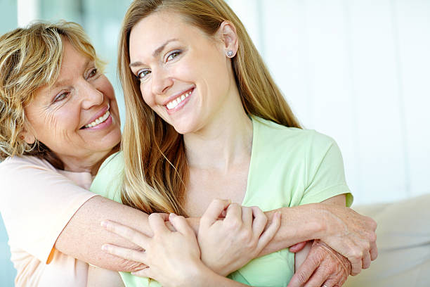 istock She's my best friend 187653654