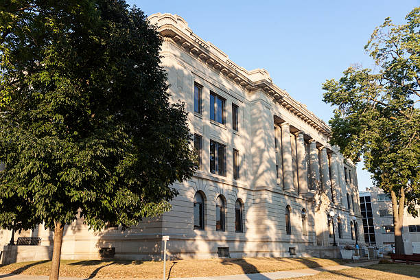 istock Old courthouse in Pekin, Tazewell County 187671078
