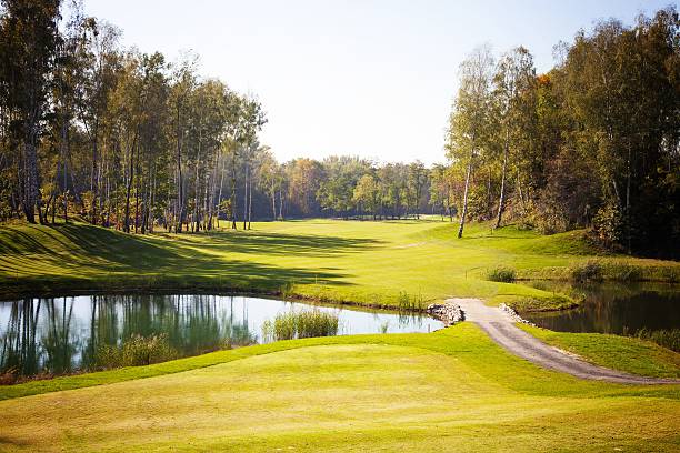 istock Autumn Golf course landscape view green field 187676187