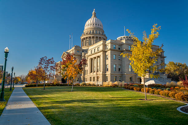 istock Idaho state caital in the fall and sidewalk 187678794