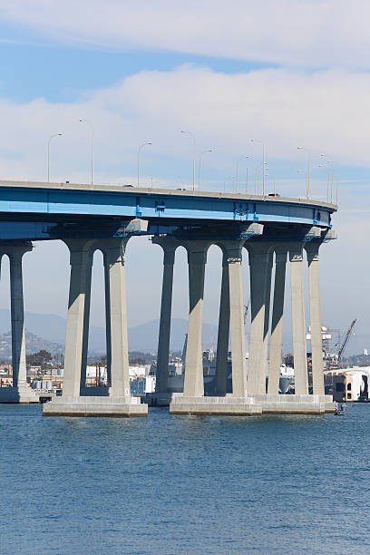 코로나도 구름다리 - san diego california bridge coronado beach outdoors 뉴스 사진 이미지