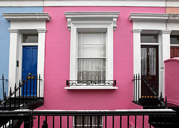 istock House entrance 187709410