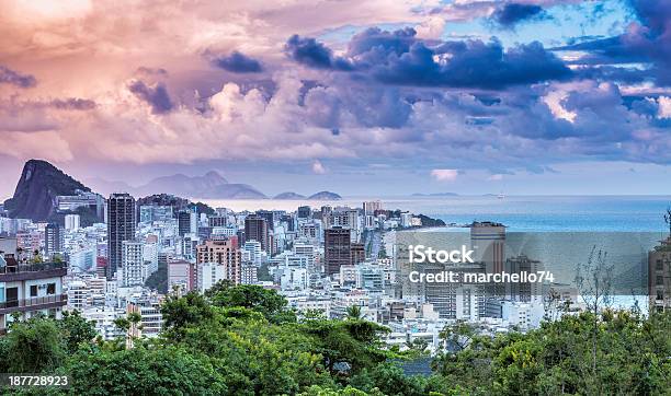 Sonnenuntergang Am Strand Von Ipanema In Rio De Janeiro Stockfoto und mehr Bilder von Amerikanische Kontinente und Regionen