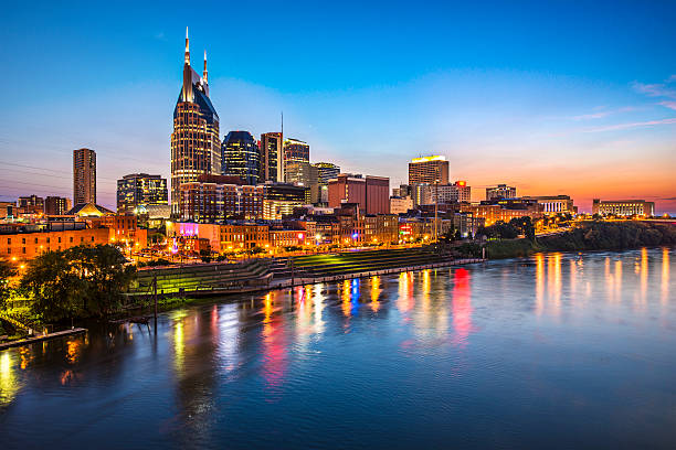 テネシー州ナッシュビル - nashville skyline tennessee night ストックフォトと画像