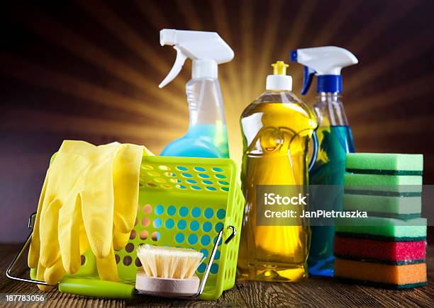 Reinigungsgeräte Stockfoto und mehr Bilder von Abwaschen - Abwaschen, Ausrüstung und Geräte, Besen