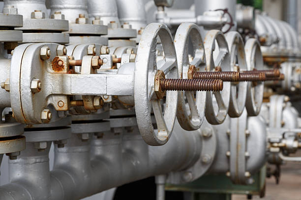 istock close-up of old gate valve on pipe connection 187789800