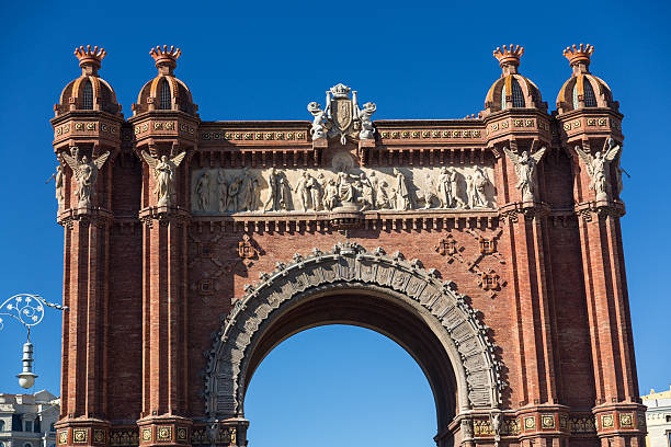 istock Barcelona Arch of Triumph 187797319
