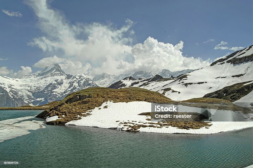 Alpine lago en Suiza - Foto de stock de Aire libre libre de derechos