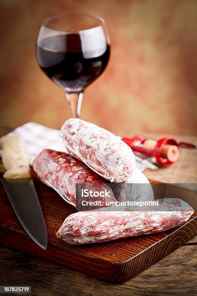 이탈리안 살라미 레드 와인 글래스 0명에 대한 스톡 사진 및 기타 이미지 - 0명, 고기, 돼지고기