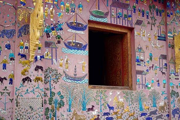 istock Library Close Up of Wat Xieng Thong 187862486