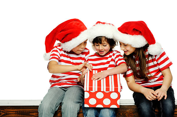 istock Christman children with gift box 187867582