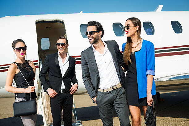 istock Business people arrived at the airport 187868258