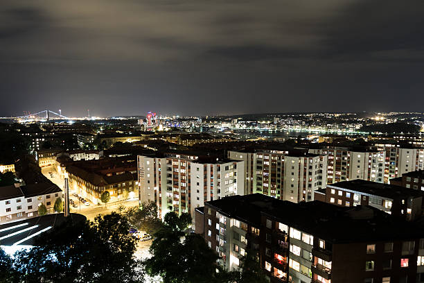 istock Gothenburg by night 187876097