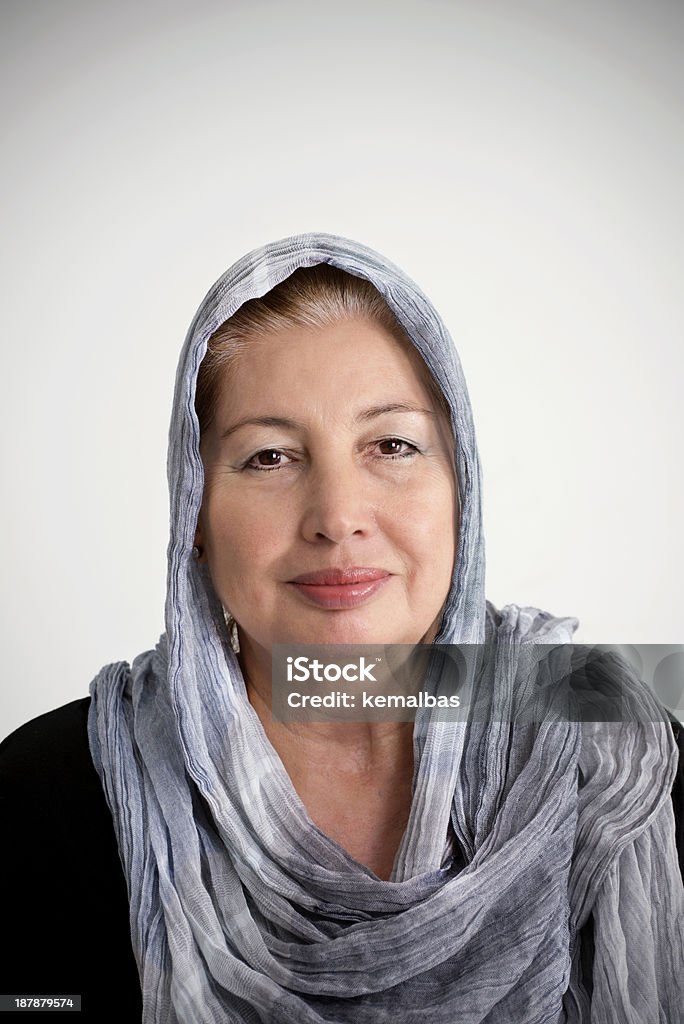 частное фото зрелых Реальное Зрелые Женщина — стоковые фотографии и другие картинки Женщины - Женщины, Культура Турции, 60-64 года - iStock