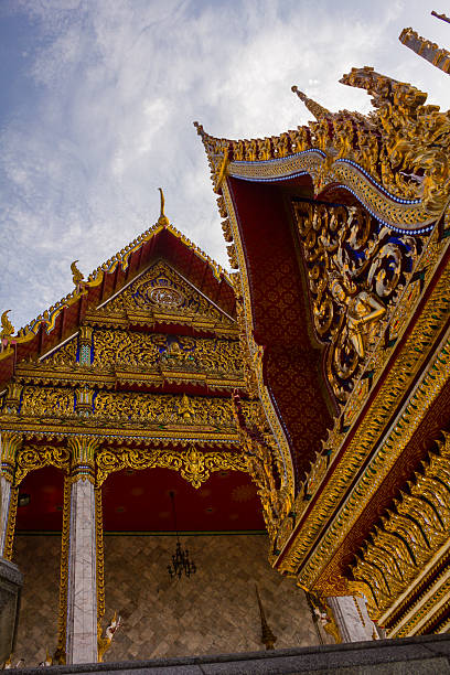 tin na gorn świątyni, nonthaburi province tajlandii. - gorn zdjęcia i obrazy z banku zdjęć