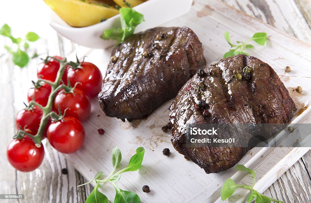 Délicieux steaks de bœuf - Photo de Aliment libre de droits