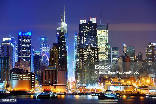 Lower Manhattan Stock Photo - Download Image Now - Times Square - Manhattan, 42nd Street, Architecture