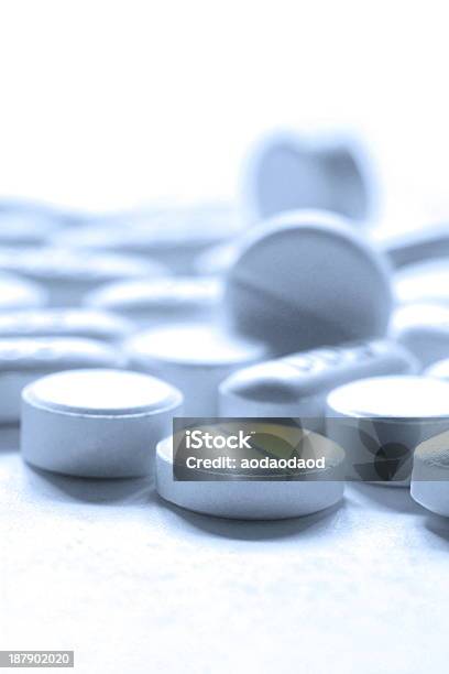 Pills Stock Photo - Download Image Now - Acetylsalicylic Acid, Chemistry, Close To