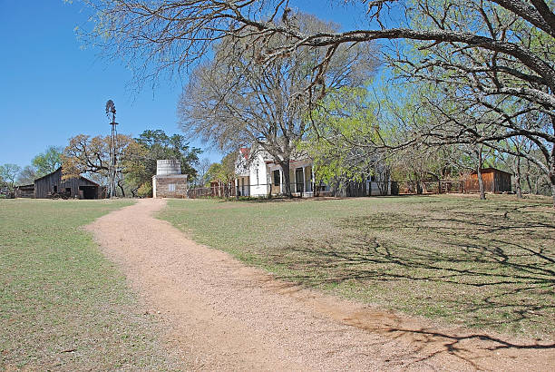 istock Country Farm House and Barn 187912766