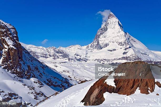 Foto de Paisagem Do Matterhorn Peak Com Red Rock Localizado No Gornergrat e mais fotos de stock de Matterhorn