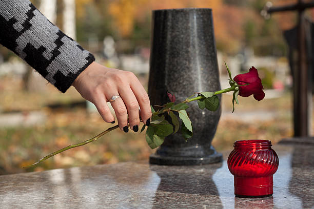 istock Flower on the grave 187956731