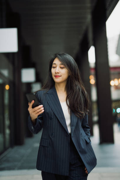 istock Business woman 1879688017