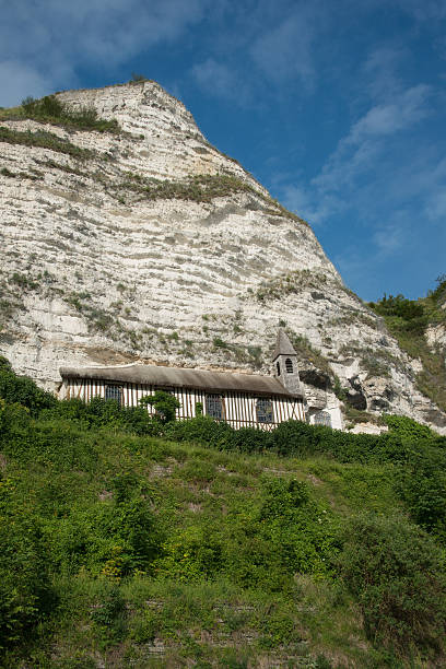 a capela de santa-adrien - white cliffs imagens e fotografias de stock