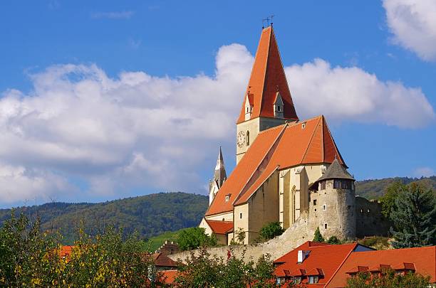 istock Weissenkirchen in Wachau church 187988594