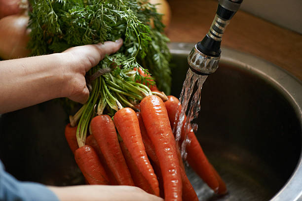 istock Cleanliness is the first step to a great meal 187990100