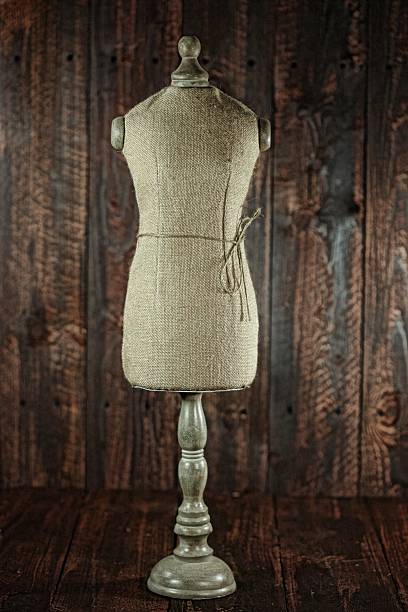 istock Centered Busts on Wood Grunge Background 188000853