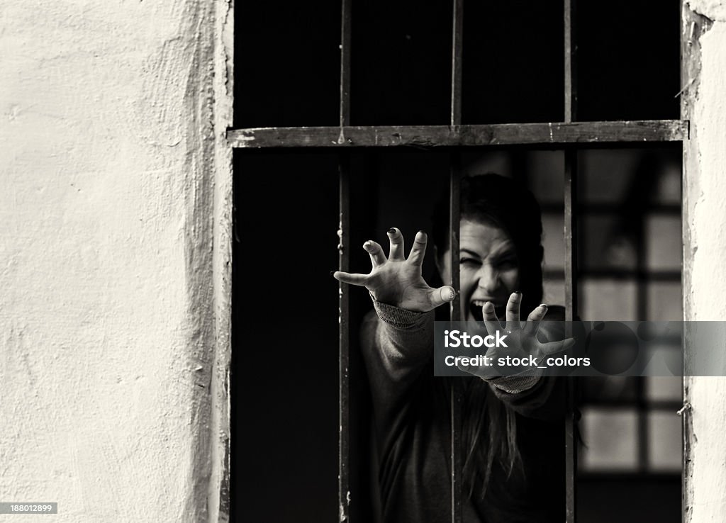 Aterrorizado mujer - Foto de stock de Abuso libre de derechos