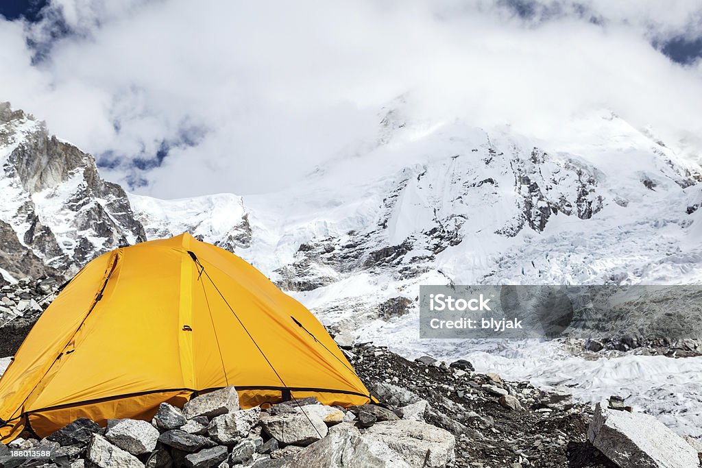 Everest Base Camp und Zelt - Lizenzfrei Mount Everest Stock-Foto